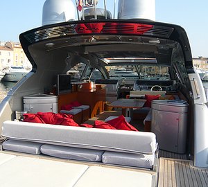 White Lotus - Interior