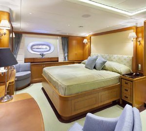 Wisp Yacht - Owners Suite - Photo by Cory Silken