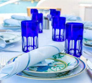 Yacht  KIDI ONE - Table scape