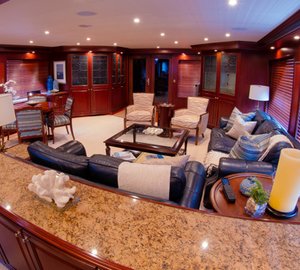 Yacht  REFLECTIONS - Salon view