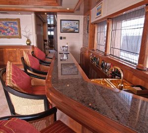 Yacht ALASKA -  Skylounge Bar Close up