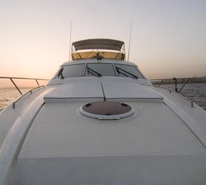 Yacht AMMOS - Foredeck