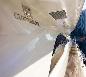 Yacht AQUAHOLIC - Side Deck