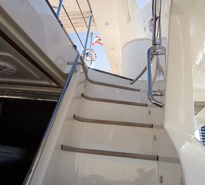 Yacht AQUAHOLIC - Stairs to top deck