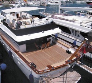 Yacht ATLANTIC ENDEAVOUR -  Aft View in Port
