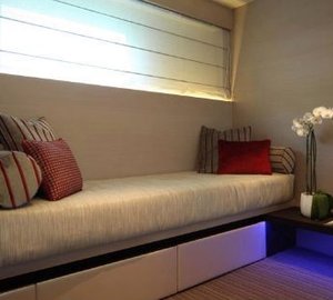Yacht AURORA - Master sofa