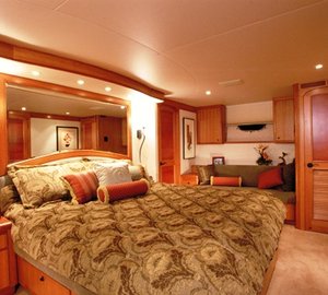 Yacht BESAME - Master Cabin