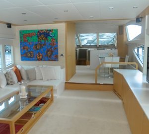 Yacht BIONDA - Salon looking forward