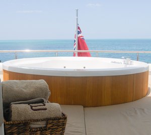Yacht BIONDA - Spa Pool