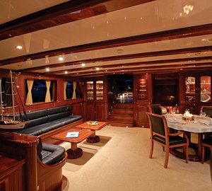 Yacht BLUE EYES -  Salon