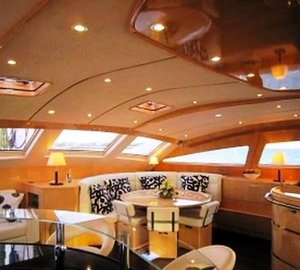 Yacht CATTITUDE -  Salon Dining