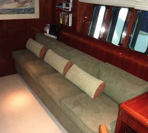 Yacht CLAN V - Lower Salon