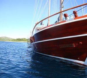 Yacht ELEGANZA -  Bow