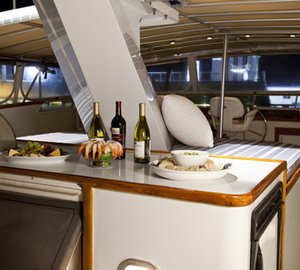 Yacht Georgiana - Sundeck bar