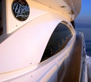 Yacht IN ALL FAIRNESS -  Side Deck