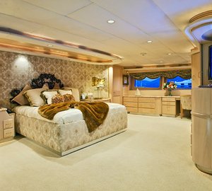 Yacht ISLANDER -  Master Cabin