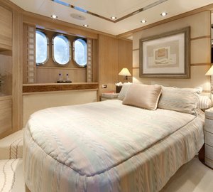 Yacht LA MASCARADE -  VIP Cabin