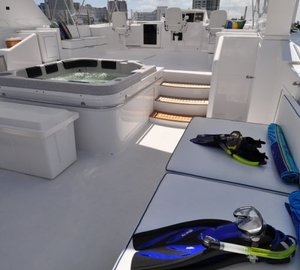 Yacht LADY DIANE II - Sundeck