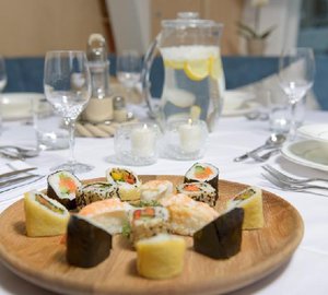 Yacht LADY MARIPOSA -  Dining Detail