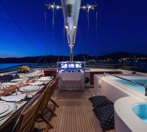 Yacht LADY SUNSHINE - Cockpit