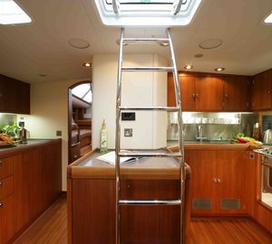 Yacht LUSKENTYRE -  Galley