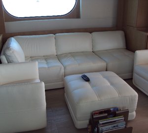 Yacht MASTIFF -  Salon Seating
