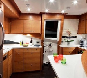 Yacht MAYAMA -  Galley 2