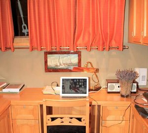 Yacht MEPHISTO -  Master Cabin Office