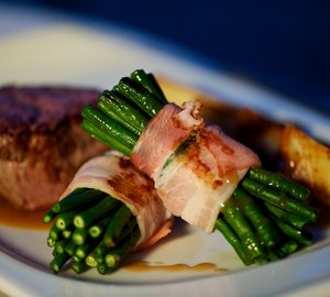 Yacht MISS KULANI -  Fine Cuisine