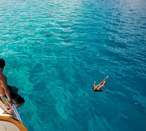 Yacht MISS KULANI -  Swimming in Paradise