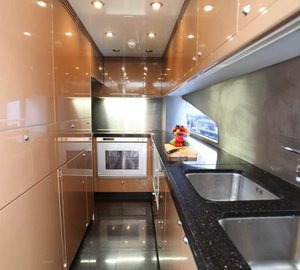 Yacht MOLIVER -  Galley