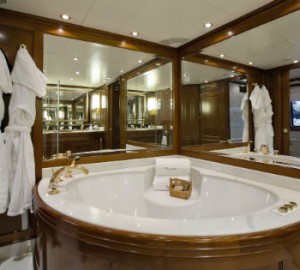 Yacht NEW STAR - Master Bathroom
