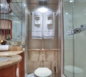 Yacht NO COMPLAINTS - Guest Ensuite 2