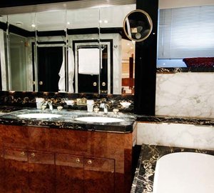 Yacht OBSESSIONS -  Master Ensuite