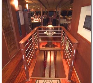 Yacht OCEAN DIVINE -  Stair Case