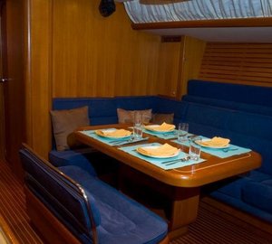 Yacht OLIVIA LEE - Dining