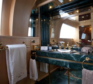 Yacht PALM B -  Master Cabin Ensuite