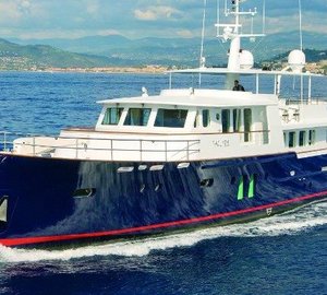 Yacht PAOLYRE - On Charter