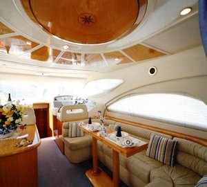 Yacht PIPALUK -  Salon Dining