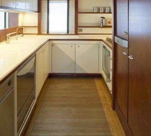 Yacht SAPUCAI -  Galley 2