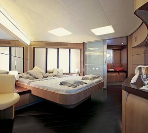 Yacht SOLARIS -  Master Cabin