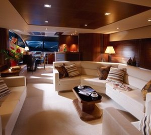 Yacht TRUCE -  Main Salon