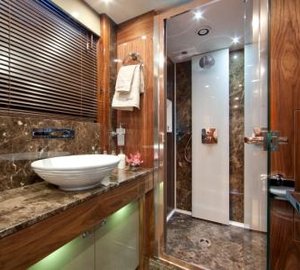 Yacht TUPPENCE - Guest Ensuite 3