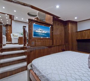 Yacht TUPPENCE - Master Cabin
