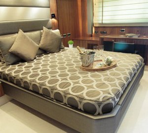 Yacht VIBE -  Master Cabin