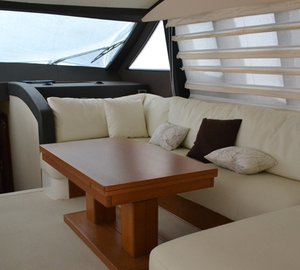 Yacht VIVA -  Salon Seating