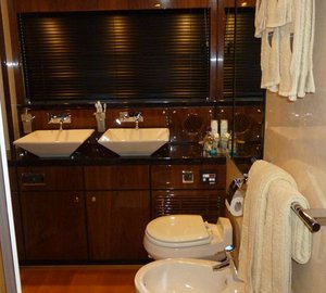 Yacht XCHE - Guest Ensuite