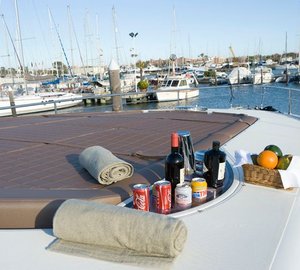 Yacht YUMI -  Forward Sunpads