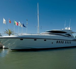 Yacht YUMI -  In Port