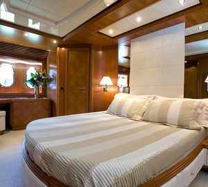 Yacht YUMI -  Master Cabin